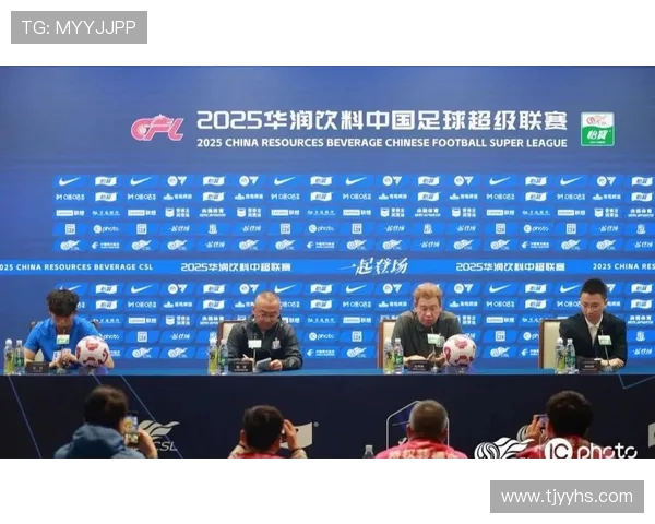 中超焦点战鲁能迎战大连全力争胜展现球队实力与斗志